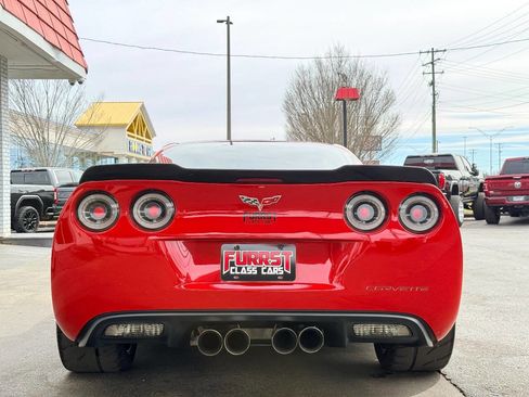 Used 2006 Chevrolet Corvette Coupe w/ Performance Package image 4