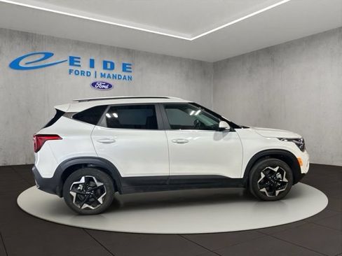 Used 2025 Kia Seltos EX AWD/4WD image 12