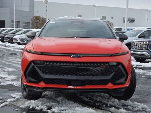 New 2026 Chevrolet Equinox EV RS FWD image 11