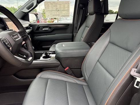 New 2026 GMC Yukon AT4 w/ AT4 Premium Plus Package AWD/4WD image 5