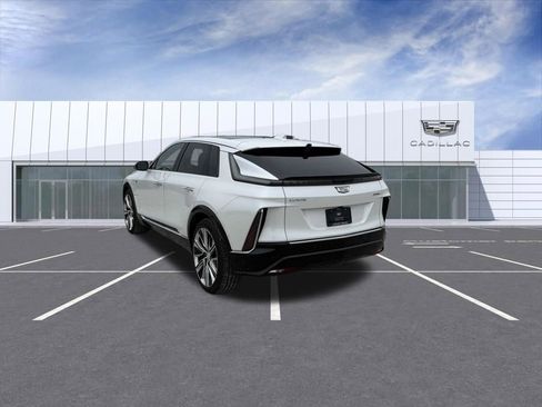 Certified 2024 Cadillac Lyriq Luxury w/ LPO, Floor Liner Package AWD/4WD image 11