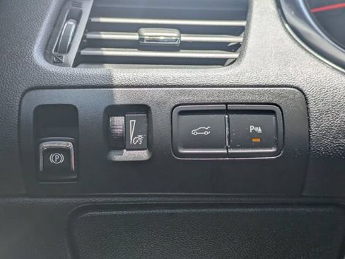 Used 2015 Chevrolet Impala LS w/ LS Convenience Package FWD image 24