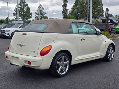 Used 2005 Chrysler PT Cruiser GT FWD image 13