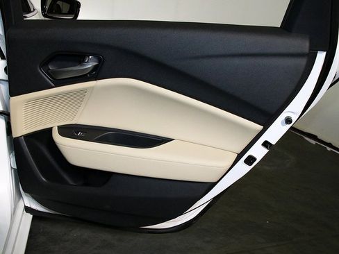 Used 2025 Acura TLX w/ Technology Package image 30