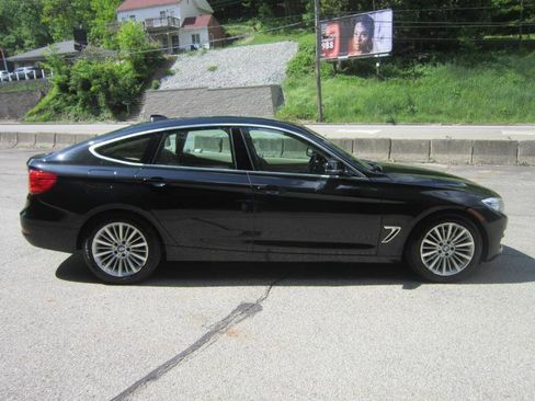 Used 2015 BMW 328i Gran Turismo xDrive AWD/4WD image 3