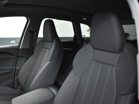 New 2026 Audi Q5 Premium Plus AWD/4WD image 8