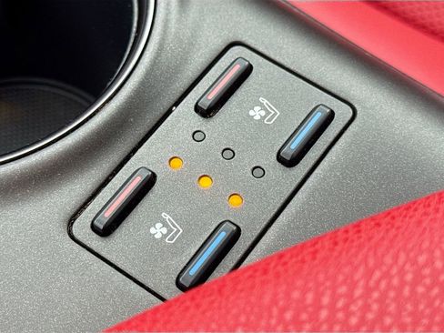 Used 2023 Toyota Camry XSE image 21