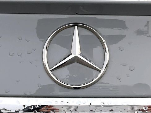 Used 2025 Mercedes-Benz E 350 4MATIC Sedan image 30