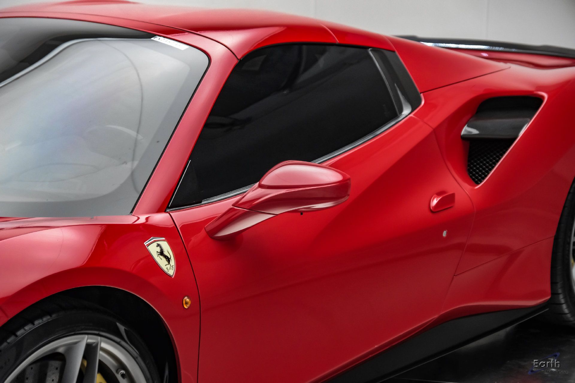 Used 2018 Ferrari 488 Spider RWD image 37