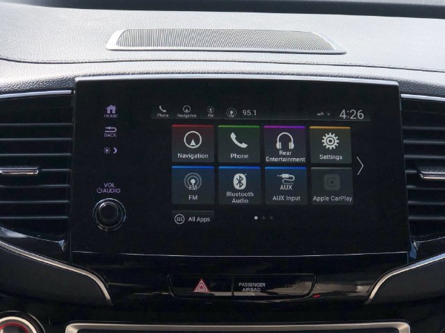 Certified 2022 Honda Pilot Touring image 17