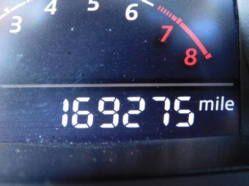 Used 2015 MAZDA MAZDA3 i Grand Touring image 9