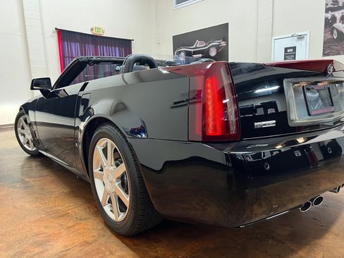 Used 2008 Cadillac XLR RWD image 50