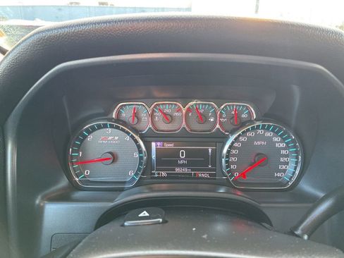 Used 2018 Chevrolet Silverado 1500 LT w/ All Star Edition image 15