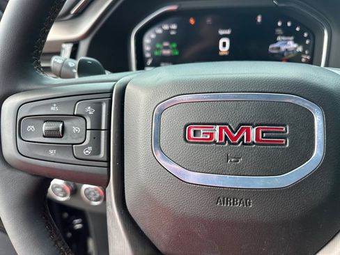 Used 2024 GMC Sierra 1500 AT4 w/ AT4 Premium Package AWD/4WD image 26