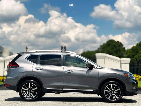 Used 2020 Nissan Rogue SL image 7