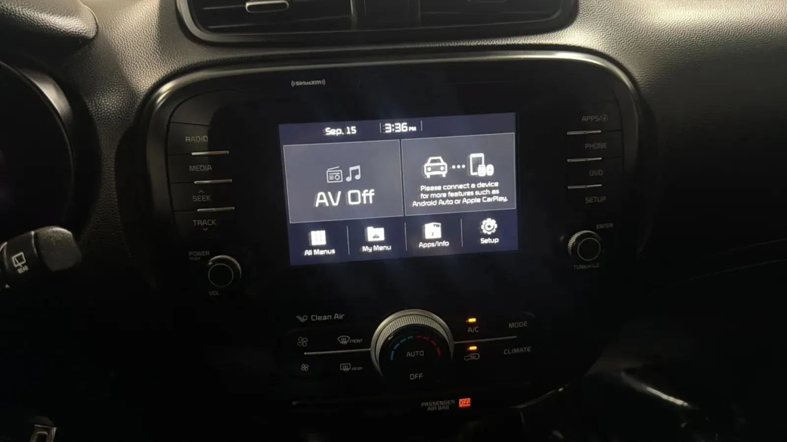 Used 2018 Kia Soul + FWD image 14