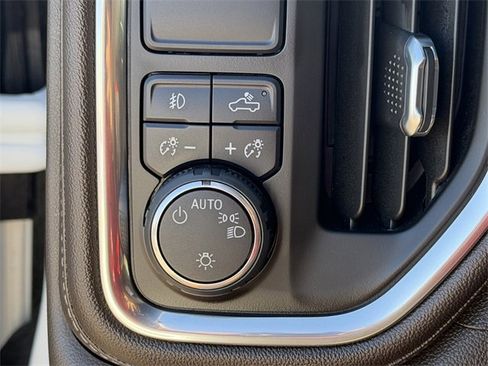 Used 2020 Chevrolet Silverado 1500 RST w/ Texas Edition image 20