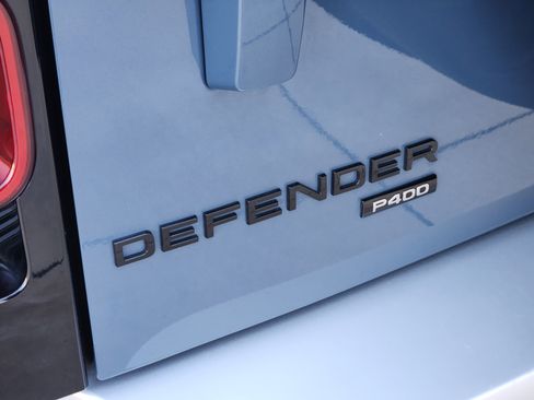 Certified 2023 Land Rover Defender 110 SE image 13