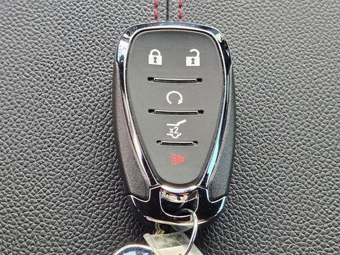 Used 2024 Chevrolet Equinox RS FWD image 24