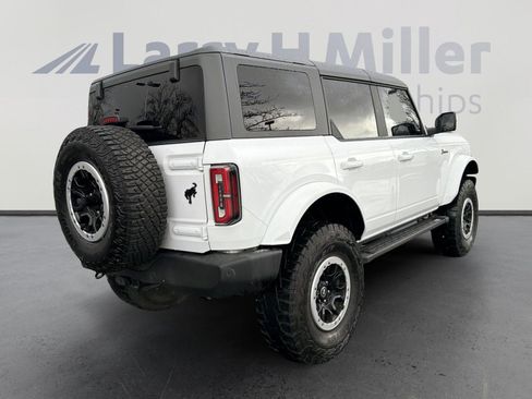 Used 2023 Ford Bronco Outer Banks w/ Sasquatch Package image 8