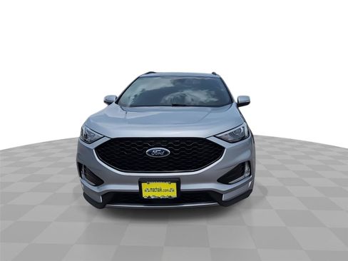 Used 2020 Ford Edge ST-Line FWD image 3