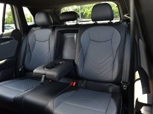 New 2026 Volkswagen Tiguan SE R-Line AWD/4WD image 22