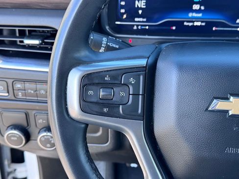 Used 2023 Chevrolet Suburban LT image 14