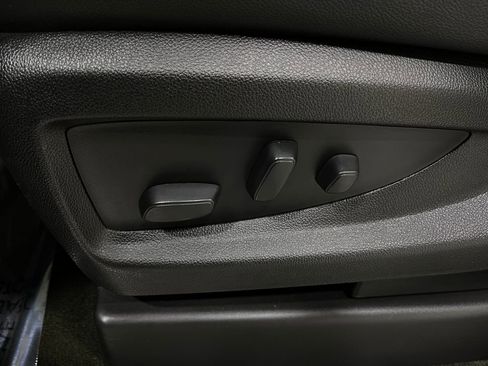 Used 2018 Chevrolet Tahoe Premier image 17