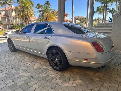 Used 2011 Bentley Mulsanne RWD image 29