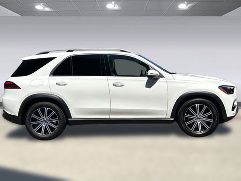 Used 2025 Mercedes-Benz GLE 450 4MATIC image 7