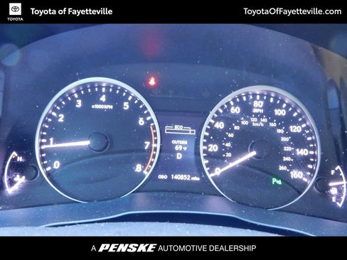 Used 2014 Lexus ES 350 w/ Luxury Package FWD image 8