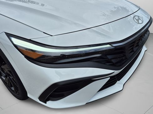 New 2026 Hyundai Elantra SEL Sport FWD image 31