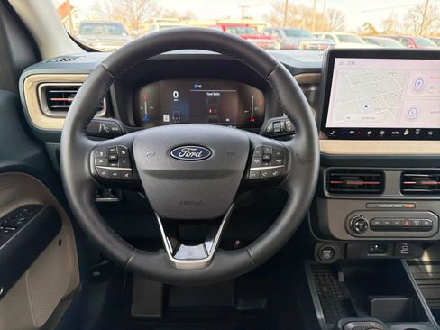 Used 2025 Ford Maverick Lariat w/ 4K Tow Package image 27