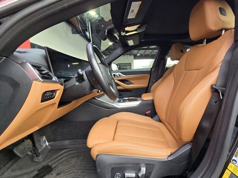 Used 2023 BMW i4 eDrive35 w/ Premium Package image 17