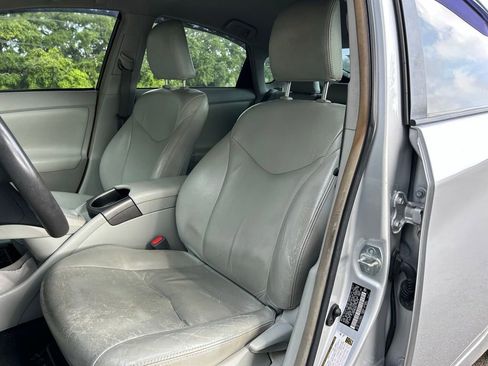Used 2014 Toyota Prius Two FWD image 15