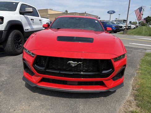 Used 2024 Ford Mustang GT Premium w/ GT Performance Package RWD image 3