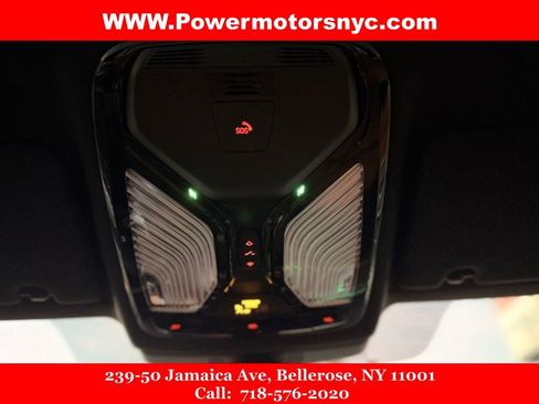 Used 2022 BMW 530i xDrive w/ Convenience Package image 23