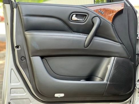 Used 2019 INFINITI QX80 Luxe AWD/4WD image 10