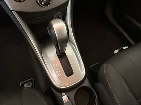 Used 2016 Chevrolet Trax LT FWD image 21