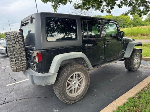 Used 2016 Jeep Wrangler Unlimited Sport AWD/4WD image 4