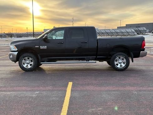 Used 2015 RAM 2500 Big Horn image 32