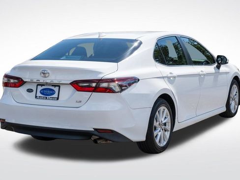 Used 2023 Toyota Camry LE FWD image 7