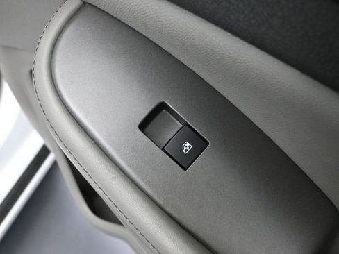 Used 2013 Chevrolet Malibu LS FWD image 39