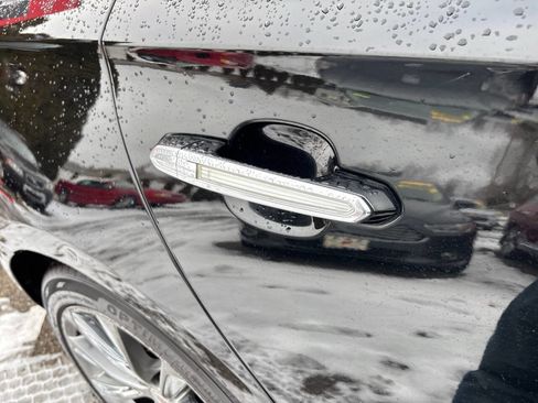 Used 2014 Cadillac XTS Livery 4dr Sedan w/ Rear Seat Comfort Package image 21