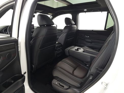 Used 2026 Honda Pilot Black Edition image 36