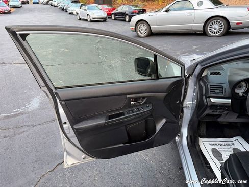 Used 2013 Subaru Impreza 2.0i Premium w/ All-Weather Pkg image 6