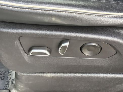 Used 2023 Cadillac Escalade ESV Sport image 27