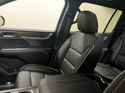 New 2026 GMC Acadia Denali image 25