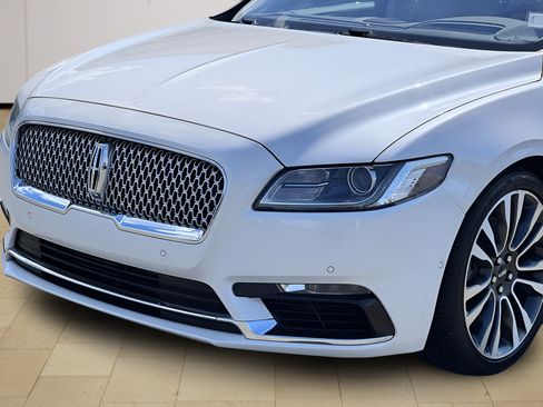 Used 2019 Lincoln Continental Reserve FWD image 39