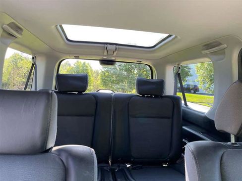Used 2004 Honda Element EX image 21